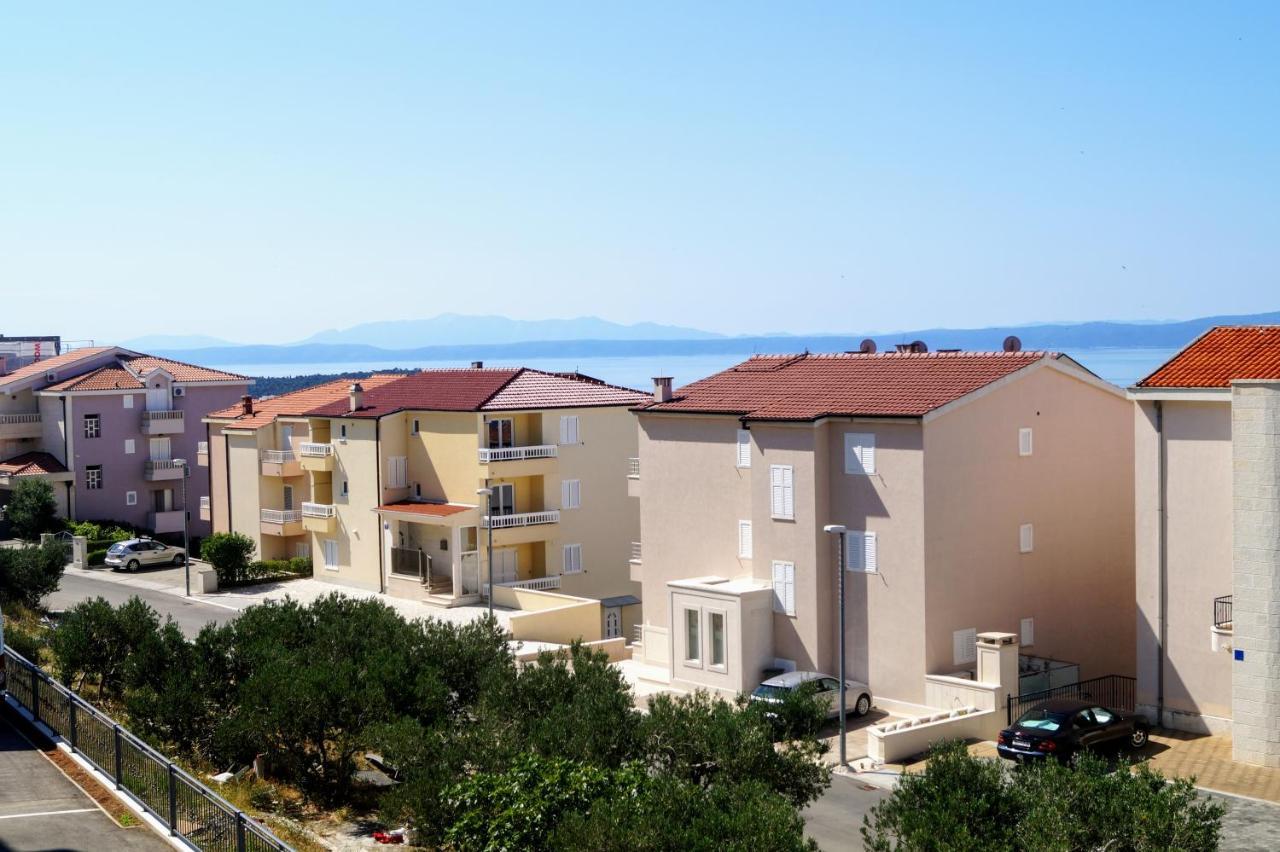 Apartment Ivona With Beautiful Seaview Makarska Exterior foto
